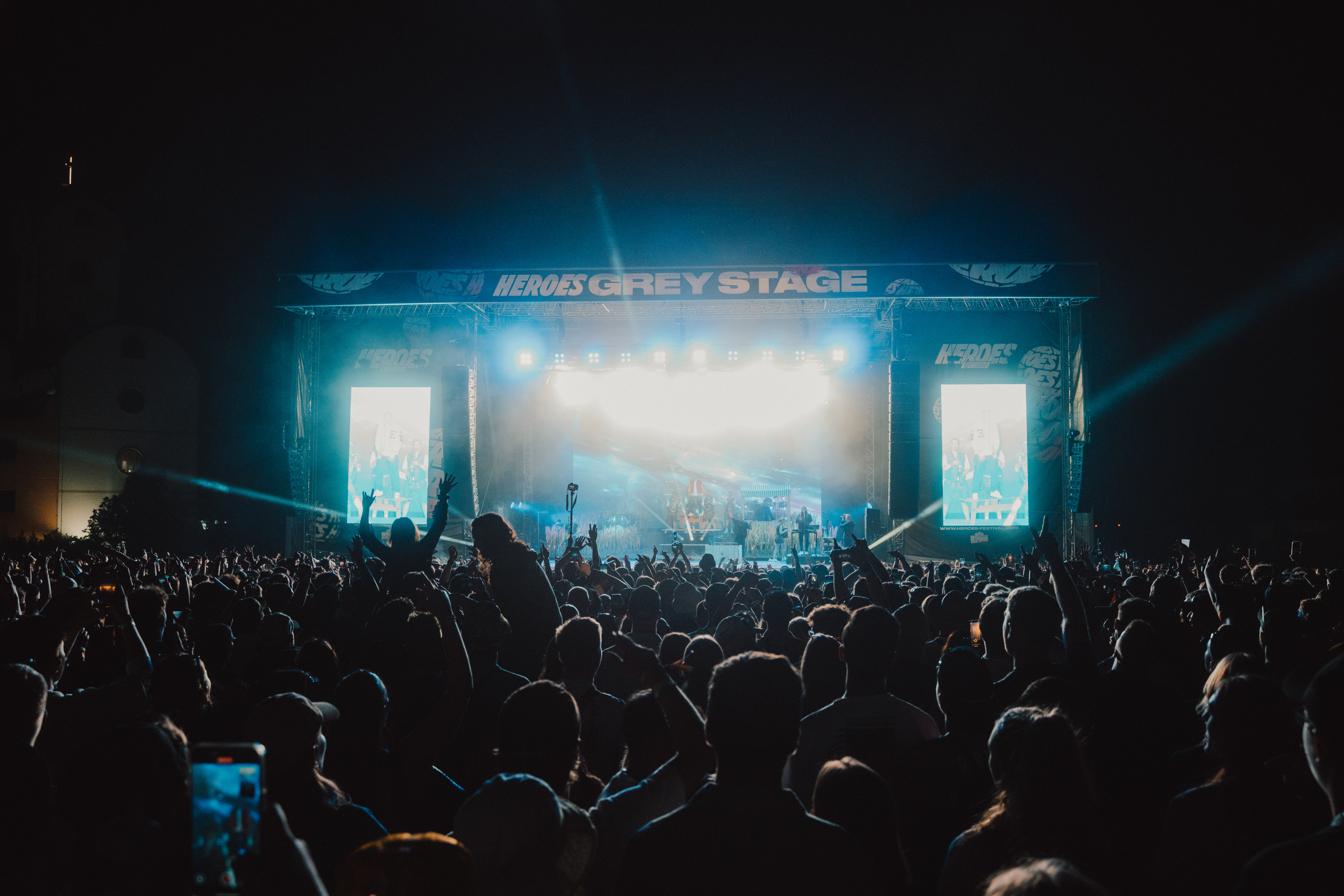 Heroes Grey Stage with crowd